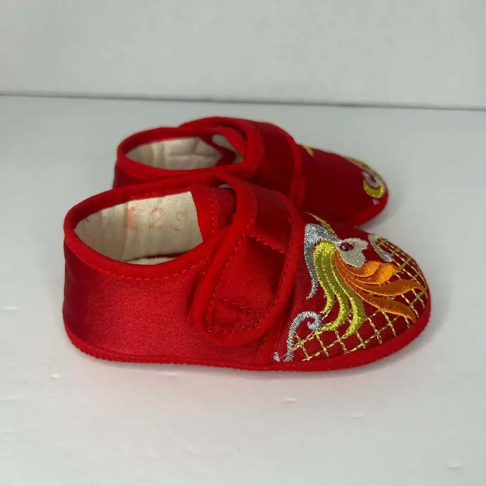 Neiliansheng Shoes Traditional Chinese Embroidered Red Baby Slippers
